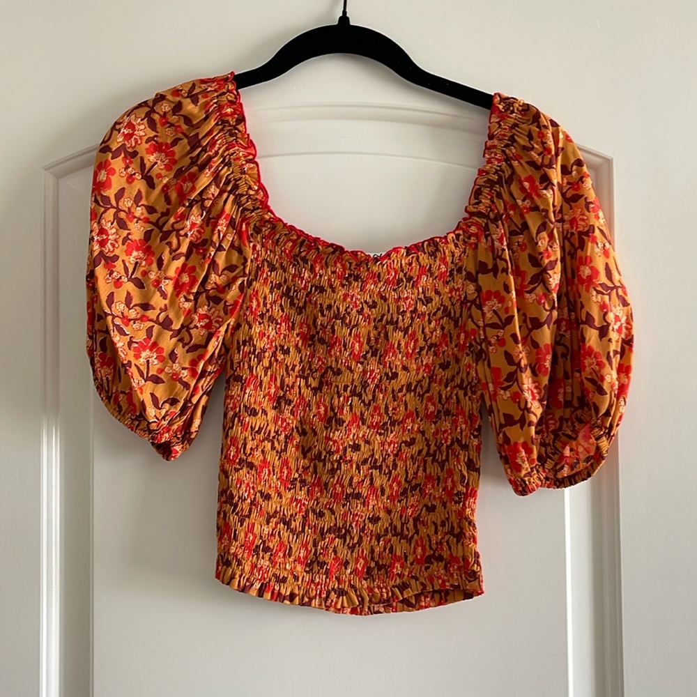 SOLD***LUSANA top